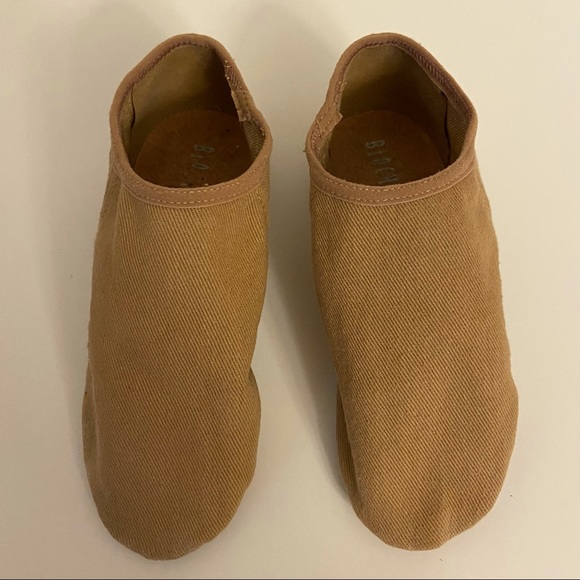 Bloch Other - Bloch Tan Jazz Shoes Girls Size 12